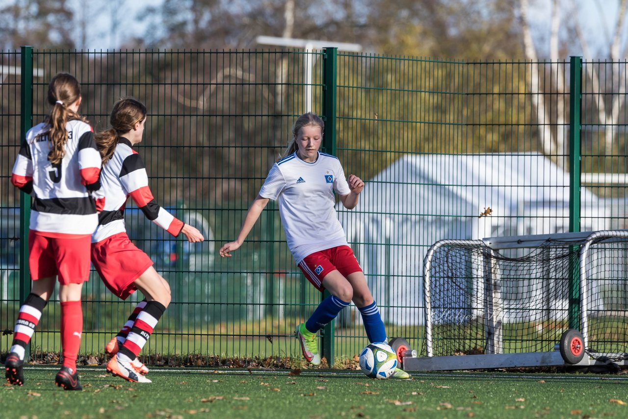 Bild 204 - wCJ Hamburger SV - Altona 93 : Ergebnis: 8:1